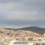 Seaview-City-Ladadika-Apartment